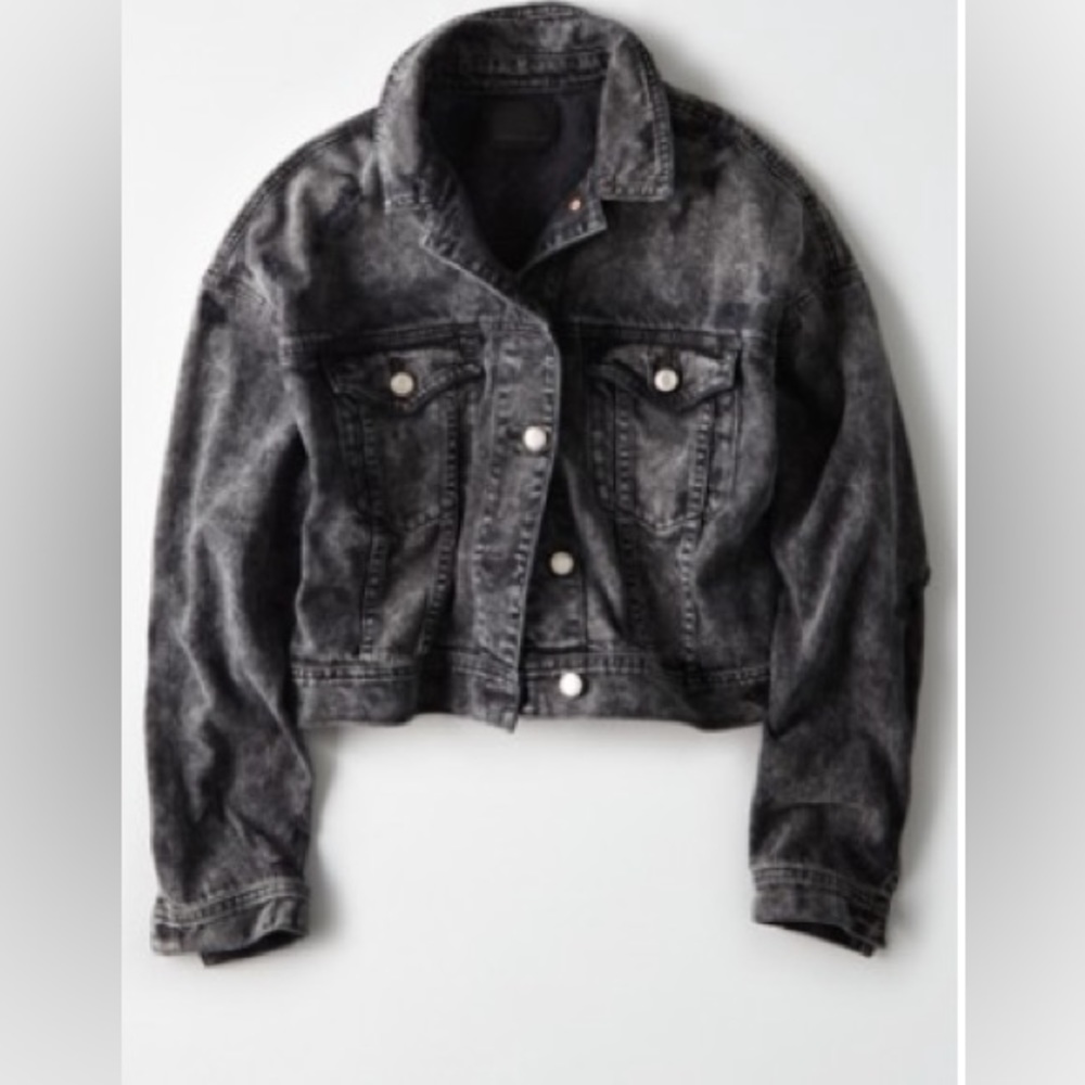 American eagle distressed black jean jacket